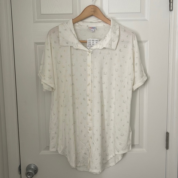 LulaRoe Women’s Large Button Down “Charlie” Top - Picture 1 of 3
